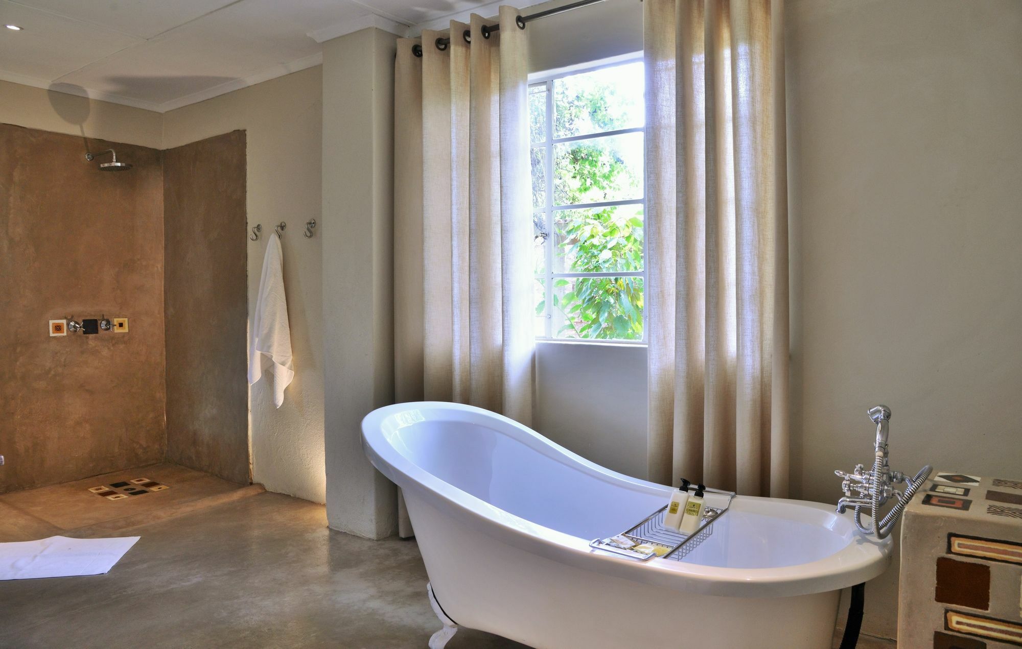 Bayete Guest Lodge Victoria Falls Exterior photo